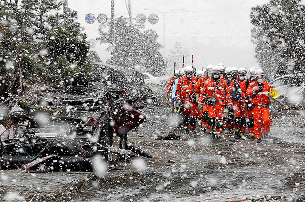 japan tsunami images. 2010 japan tsunami japan